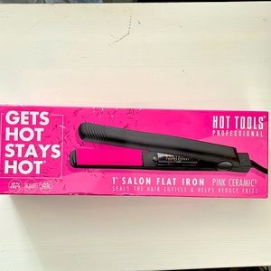 Hot tools professional pink ceramic 1 inch straightener.